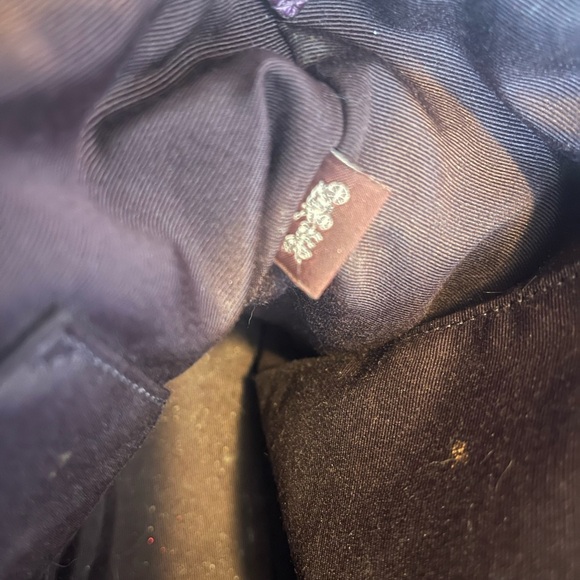 Coach burgundy purse hand bag with shoulder straps included - Picture 3 of 10